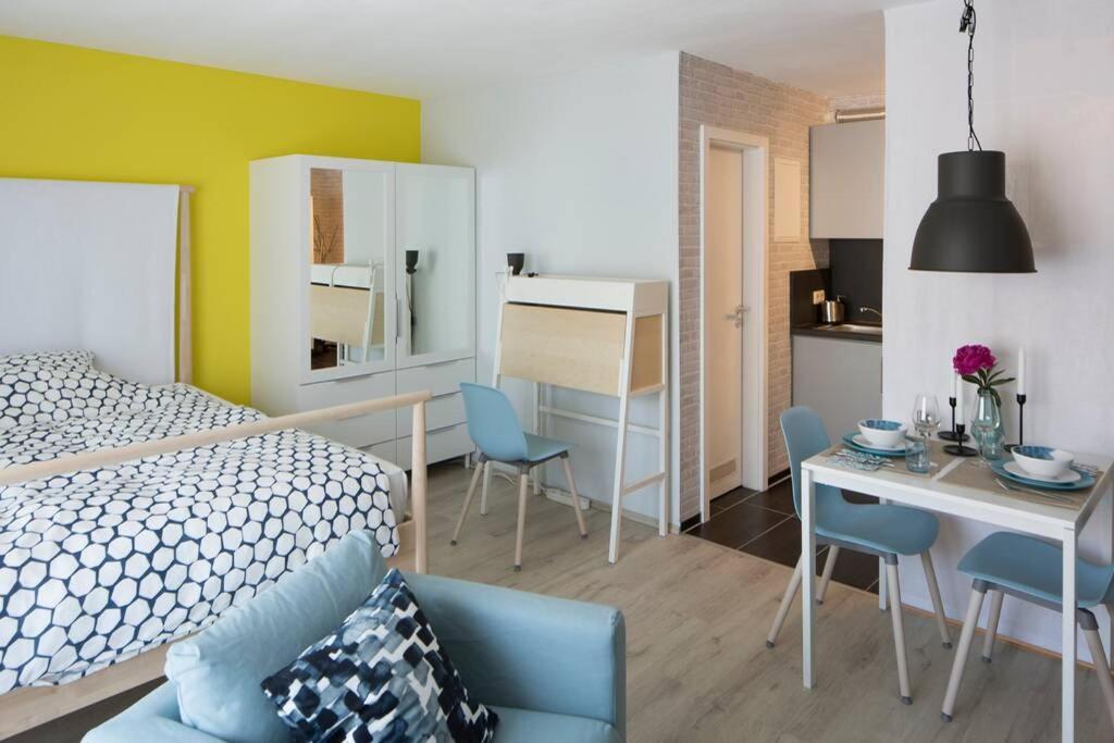 Exklusives Apartment Inklusive Netflix Und Parkplatz 카를스루에 외부 사진