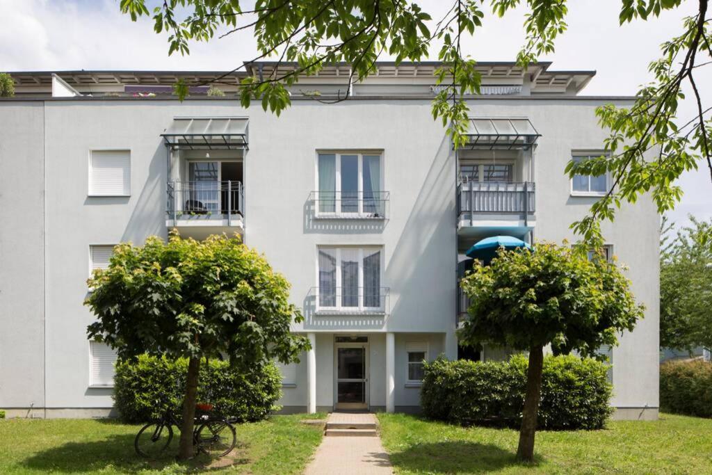 Exklusives Apartment Inklusive Netflix Und Parkplatz 카를스루에 외부 사진