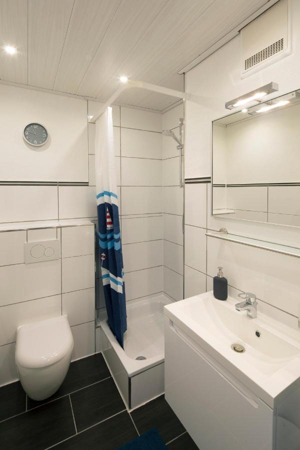 Exklusives Apartment Inklusive Netflix Und Parkplatz 카를스루에 외부 사진